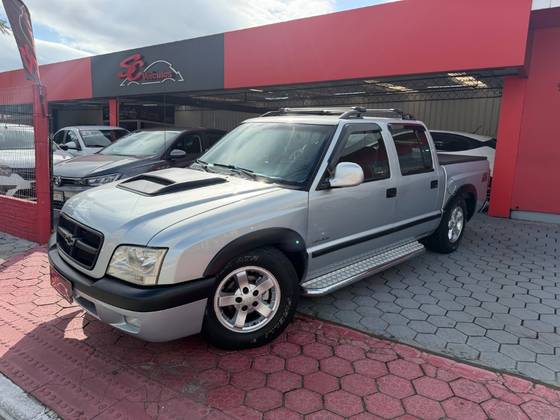 CHEVROLET S10 2.4 MPFI ADVANTAGE 4X2 CS 8V FLEX 2P MANUAL